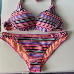 Victoria’s Secret The Strappy Cheeky bikini